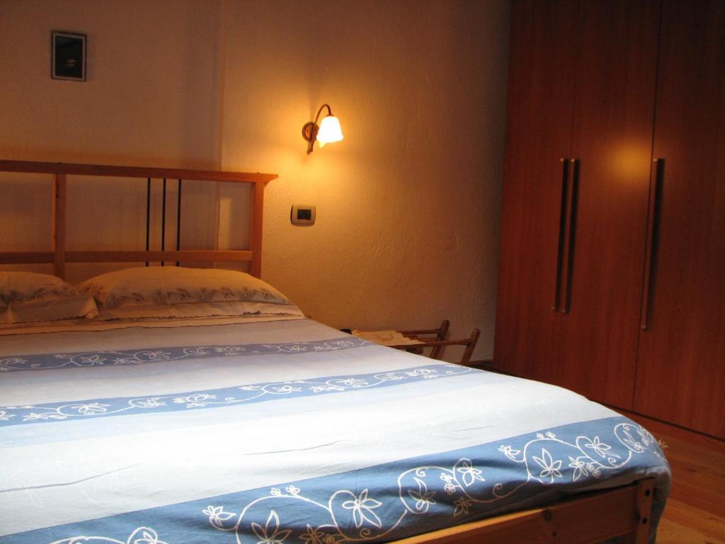 B&B Vecchio Torchio Di Bard Bilik gambar